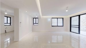 Sha'arei Hessed Apartment For Sale - Living Room