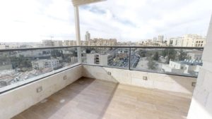 Shukanyon Jerusalem Luxurious Apartment - Balcony
